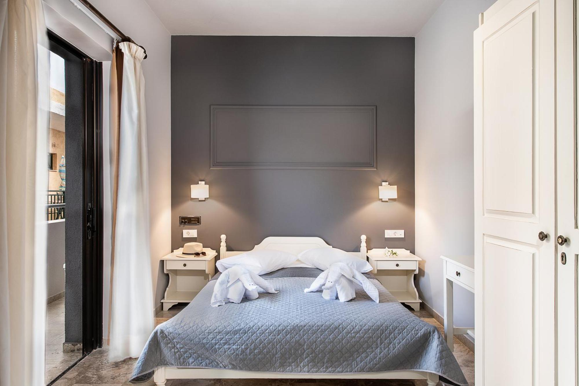 Lia Beachfront Apartments Stalós Exteriér fotografie